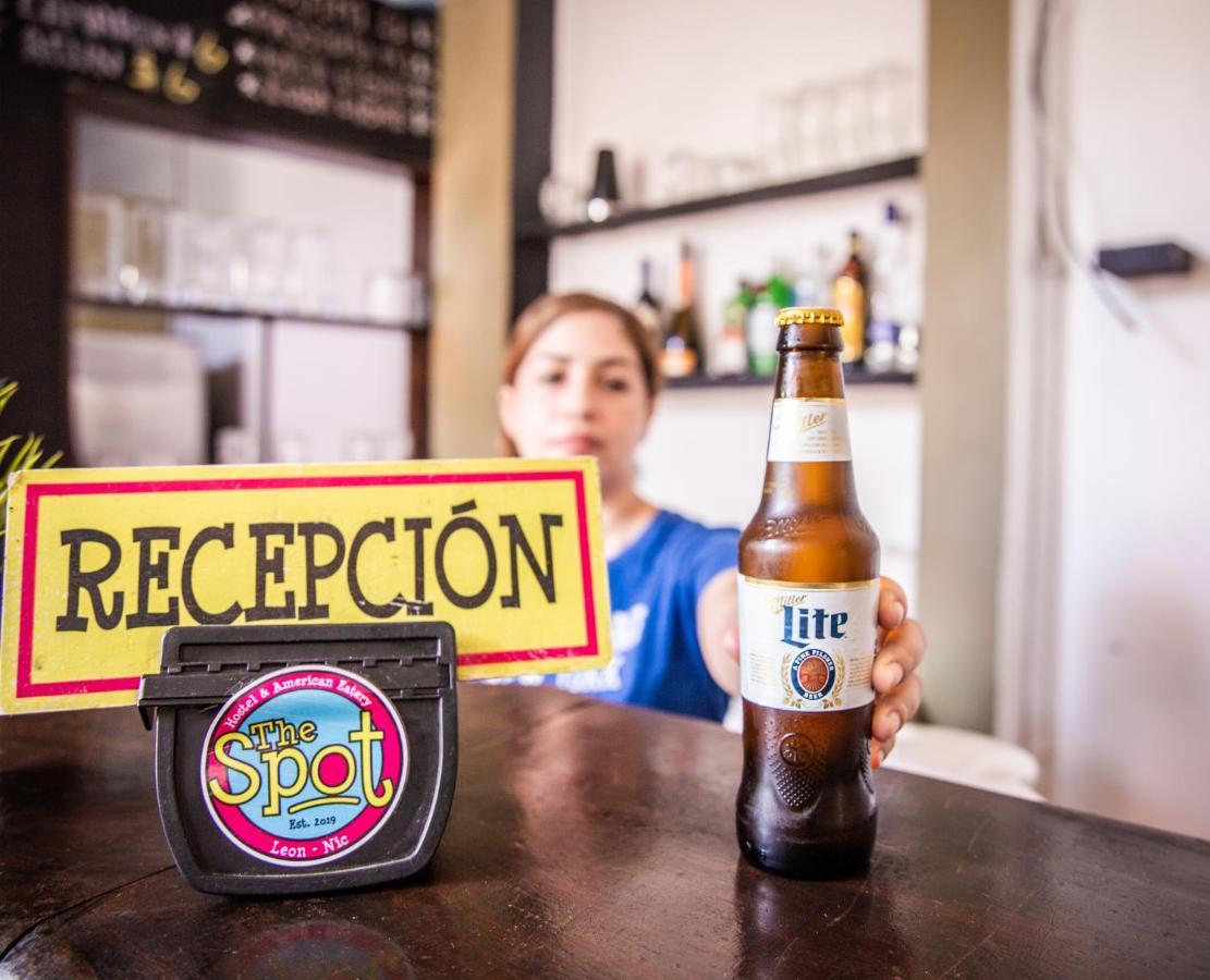 The Spot Hostel León 外观 照片